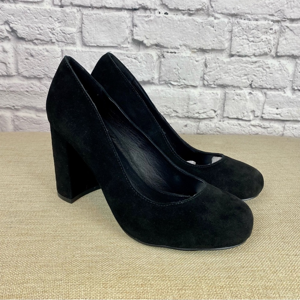 NWB Torrid Genuine Suede Block Heel Pumps in Black - 10.5W